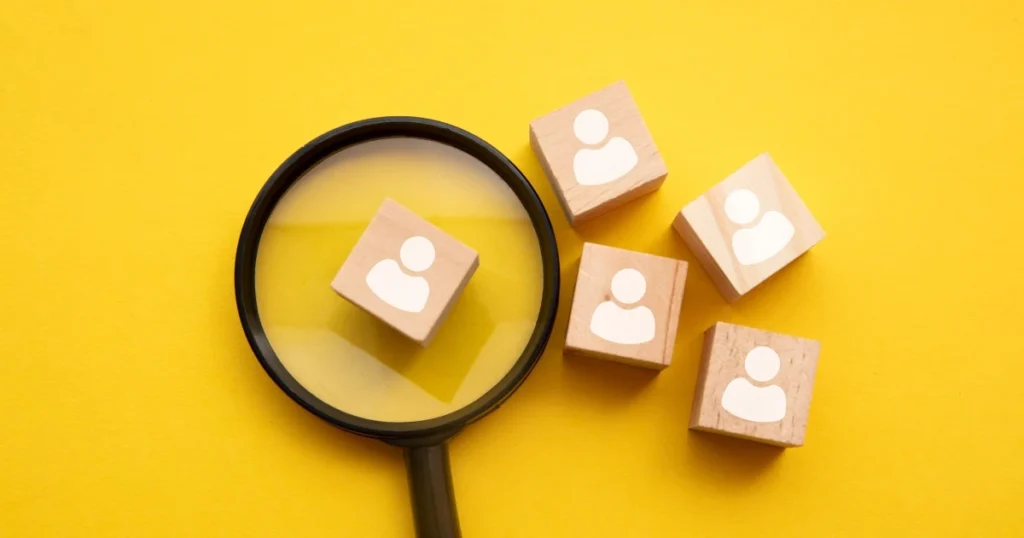 10 Tiêu chí vàng tìm giúp việc chăm bé