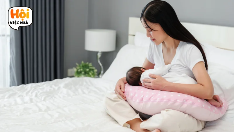 Kinh nghiệm chọn dịch vụ chăm sóc trẻ sơ sinh tại nhà